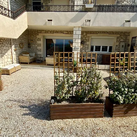 Du Vieux Chêne * Salavas