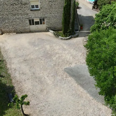 Du Vieux Chene * Salavas